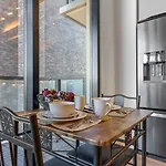 The Serenity Condo W/ Free Parking Midtown Atlanta